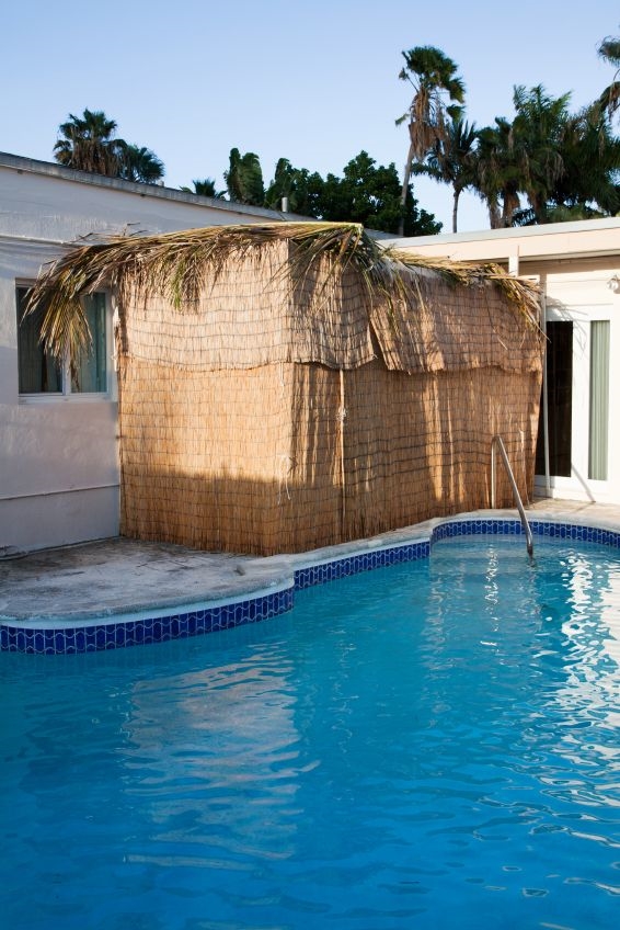 sukkah-swimming pool