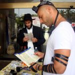 Lubavitcher-Jews-Shabbat-Tefillin