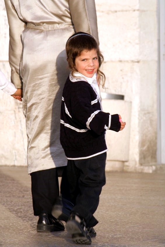 father-son-Kotel-Plaza