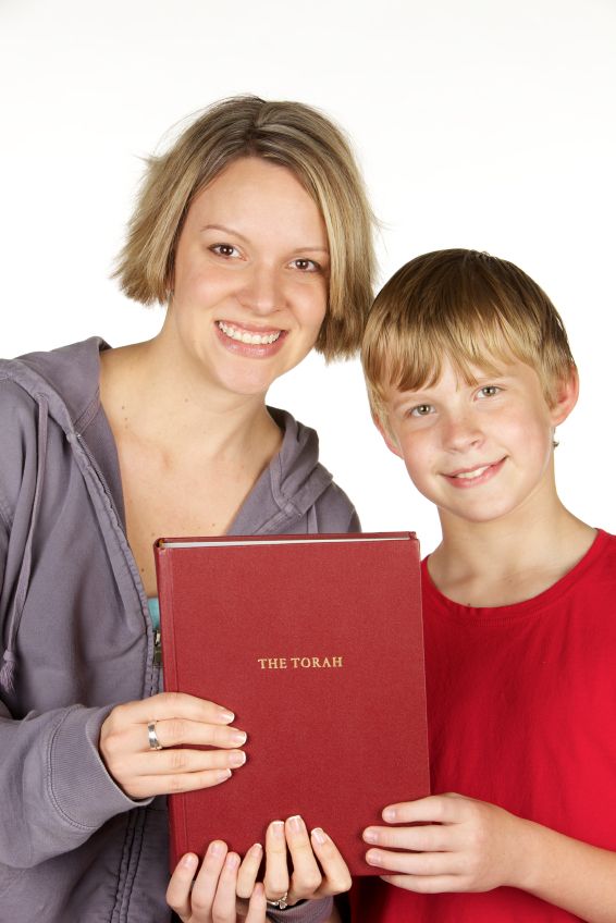 mother-son-torah