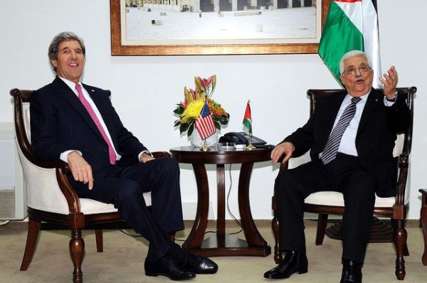 Kerry-Mahmoud Abbas-Jan 4 2014