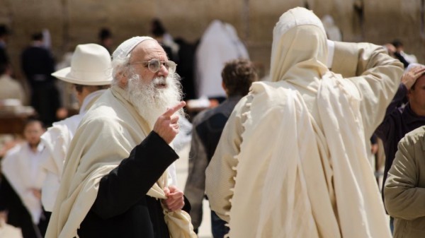 conversation-Kotel-Wailing Wall-Jewish-tallit