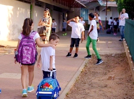 Israeli-schoolchildren