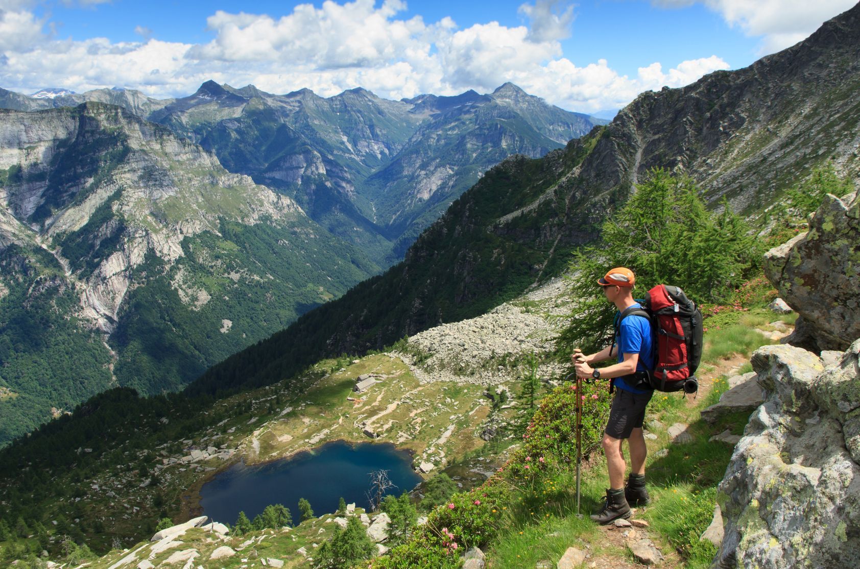 Ticino_Switzerland_hiking in remote areas