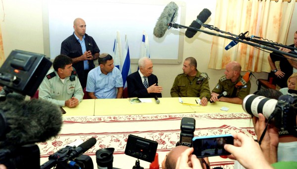Peres-Sderot-scrum-Gaza missiles-killing of Abu Khadair