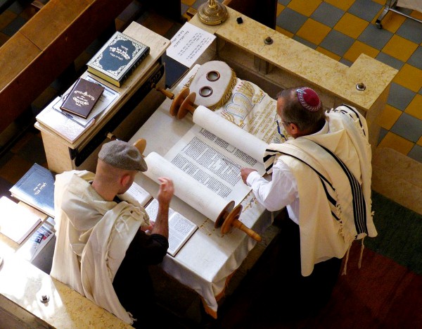 Reading the Torah at the Bimah in the synagogue