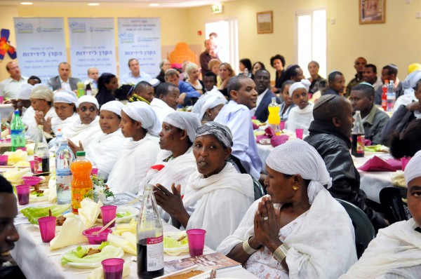 Two hundred new immigrants from Ethiopia attend a model Seder at the Jewish Agency Absorption Center in Mevasseret Zion outside Jerusalem, in preparation for their first Passover in Israel.