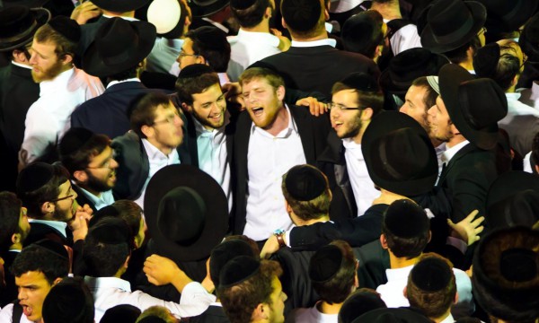 Hassidim-Jewish worship-joy-ultra Orthodox