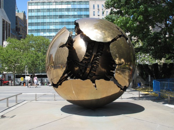 UN New World sculpture - Sphere within a Sphere