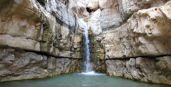 Ein Gedi waterfall